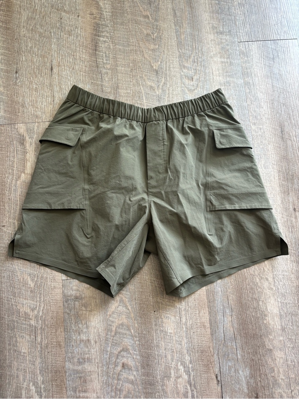 Lululemon Lab Mens Shorts L